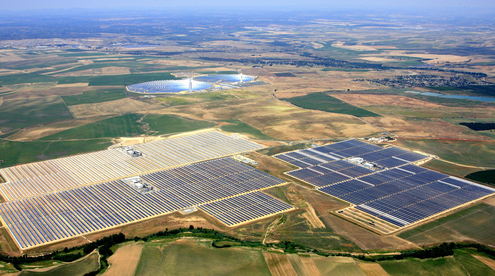 WEB Image 3-3 Spanish solar farm